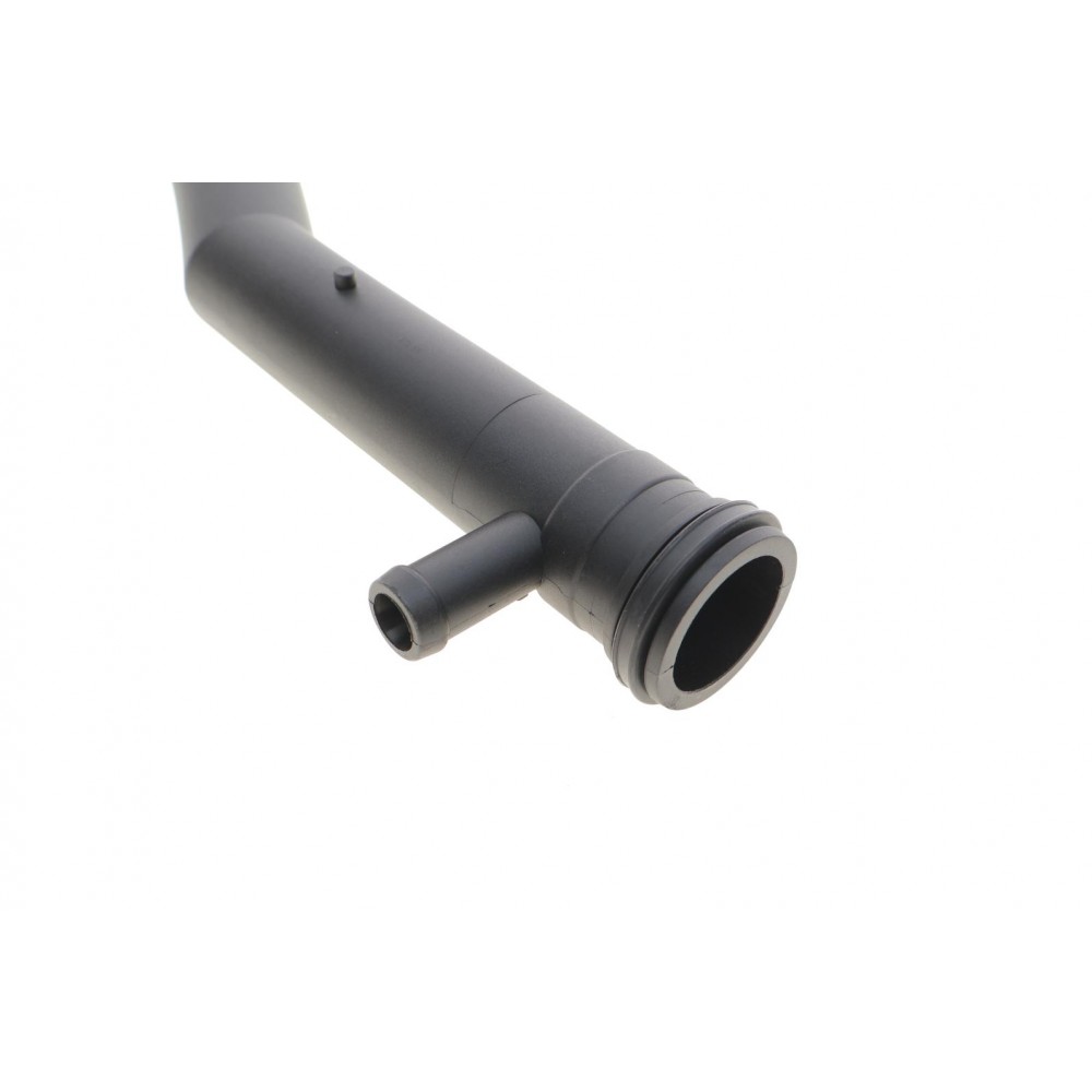 Трубка системи охолодження VW Polo 1.4/1.6 03-17