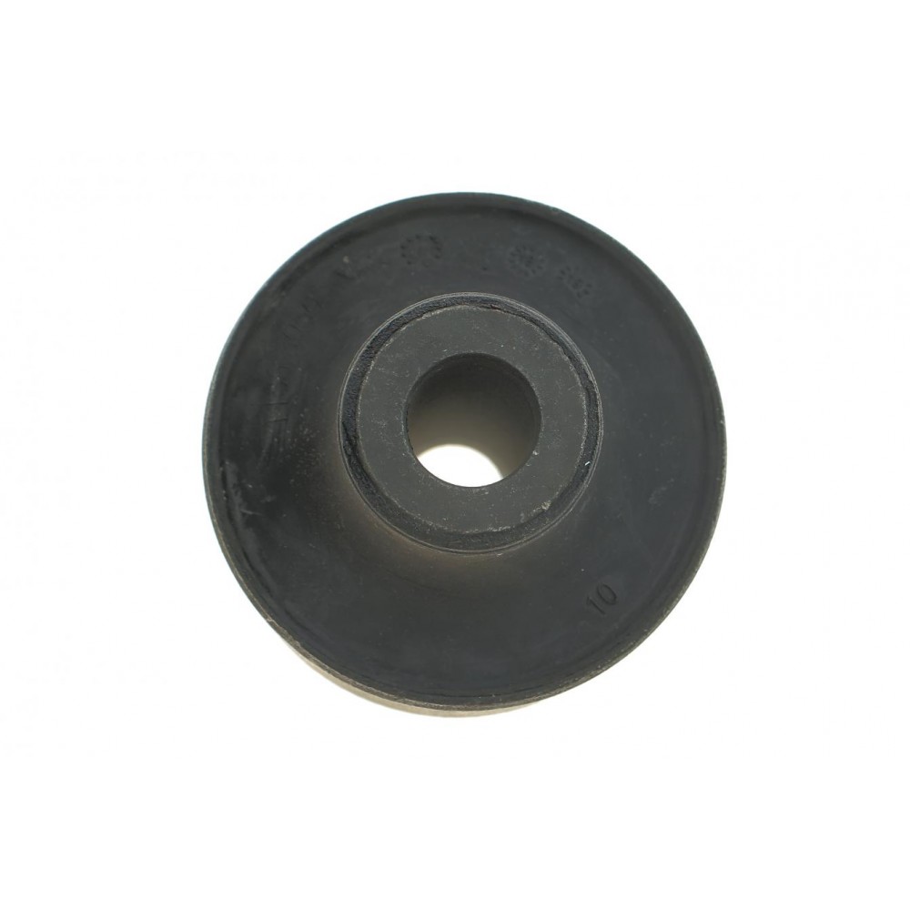 Сайлентблок важеля (переднього/ззаду) Renault Master 10-