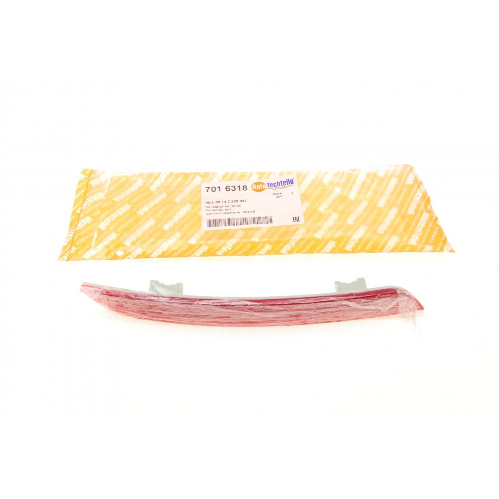 Світловідбивач бампера (заднього) BMW 5 (F10) 10-13 (L)